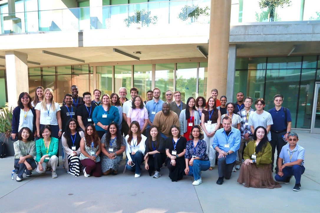 Group photo of BigCARE participants and instructors